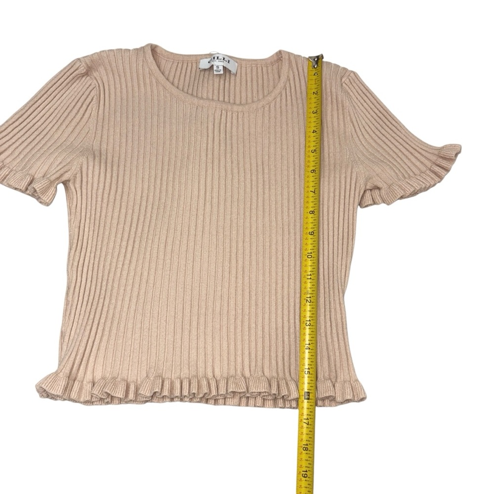 GILLI Ruffled Beige Ribbed Top size Small - Picture 7 of 10